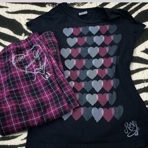 Roxy Black Heart Tee and Plaid Shorts